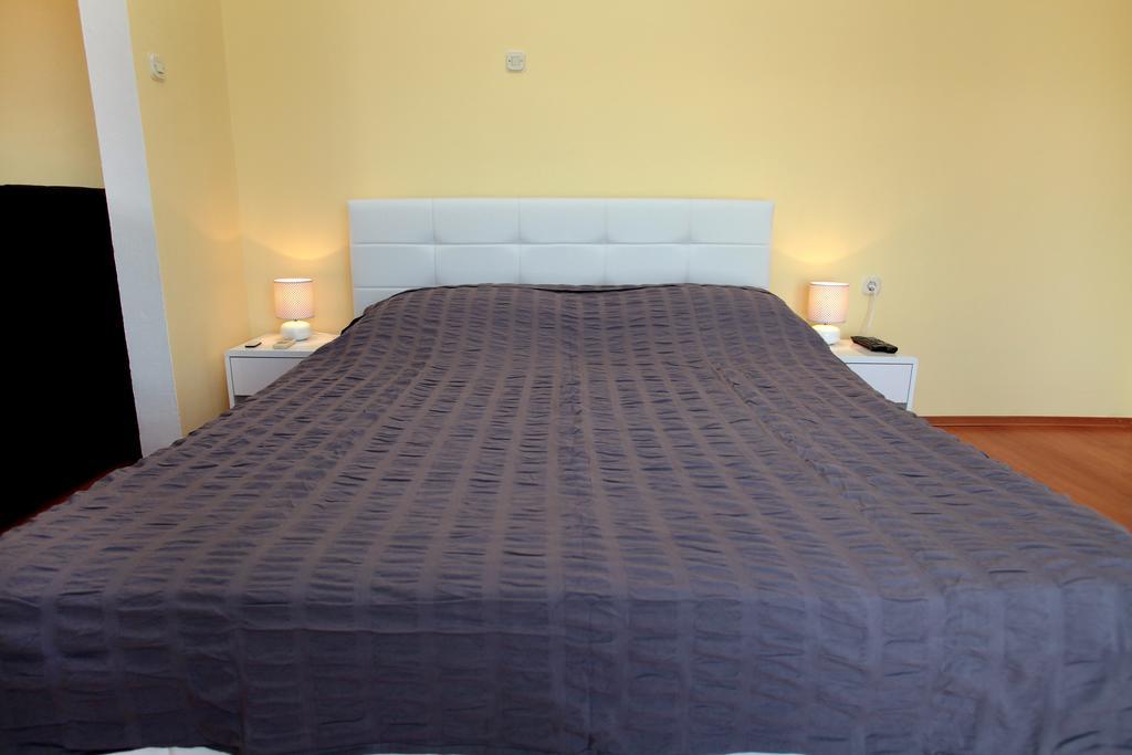 Rooms Carija Trogir Rum bild