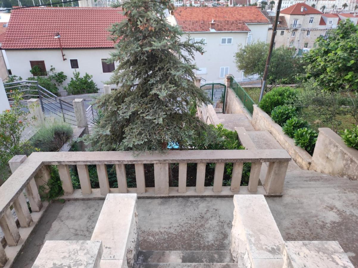 Rooms Carija Trogir Exteriör bild